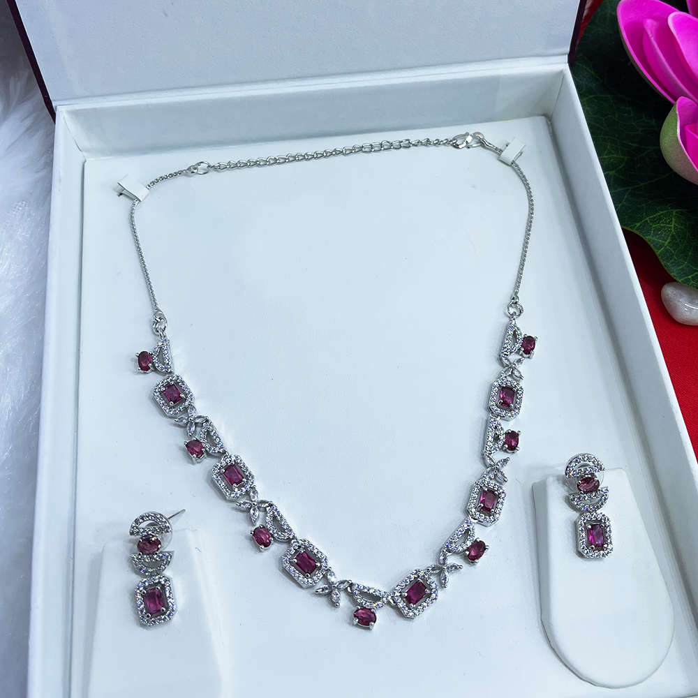 AAMARA SPARK AD NECKLACE