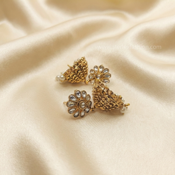 Vanika Heritage Jhumka.