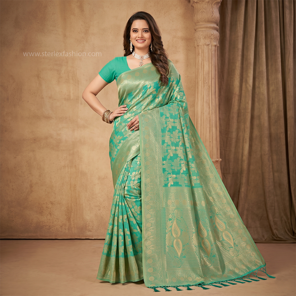 Aavira Zari Saree