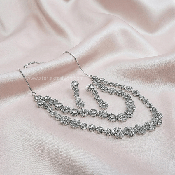 Twinkle Star white AD necklace