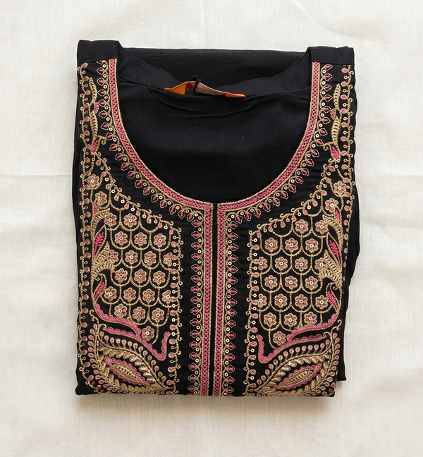 Aira Embroidered Suit Set