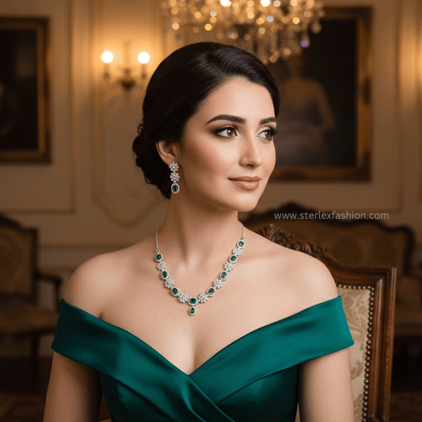 Elite Star Green AD Necklace