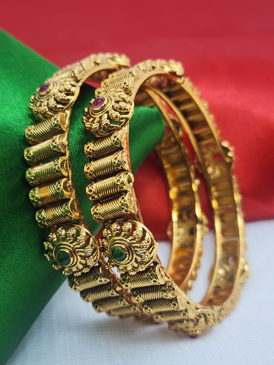 ROYAL TODE BANGLES