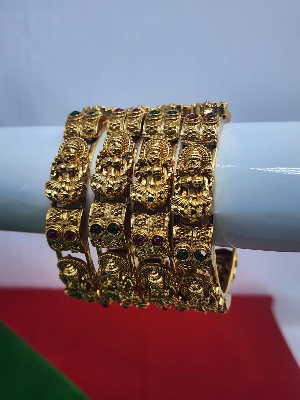 TEMPLE ANTIC JEWELLERY