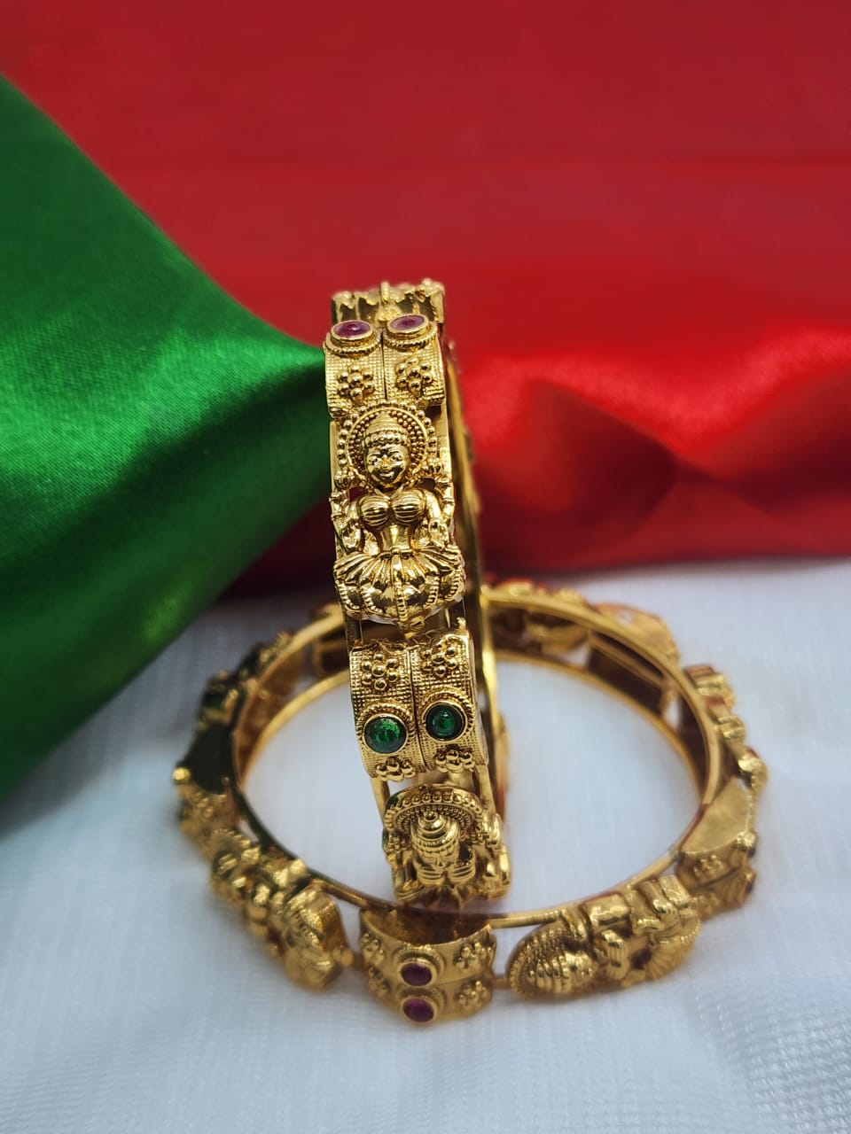 TEMPLE ANTIC JEWELLERY