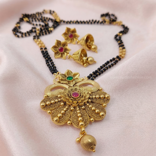 Swarna Pushpa Mangalsutra Set