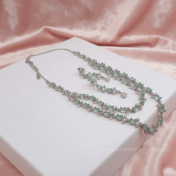 Aura Pista AD Necklace Set