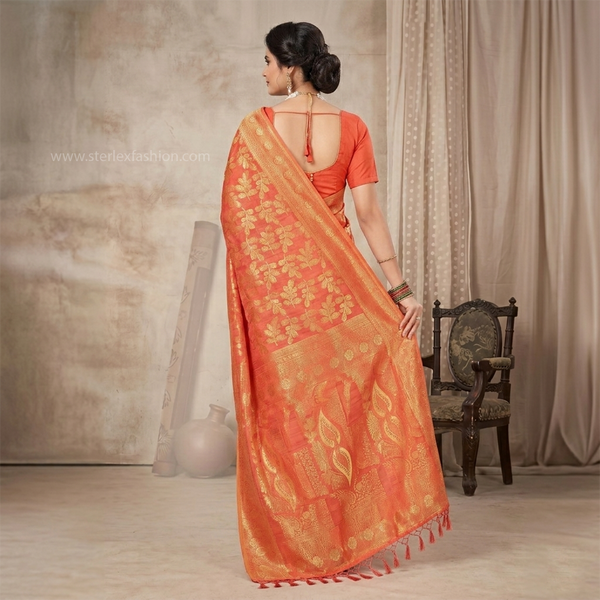 Aavira Zari Saree
