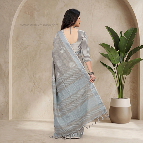 UrbanMotif Saree